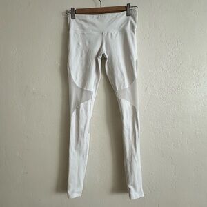 Alo Yoga Size Small White Mesh Stirrup Leggings Balletcore Activewear Athleisure